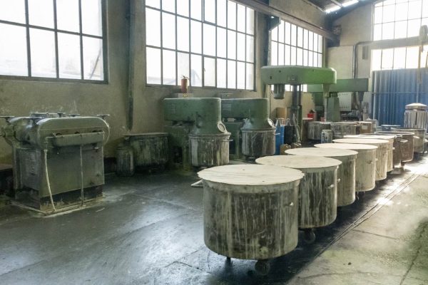 تولیدی کاغذ دیواری پلاستر